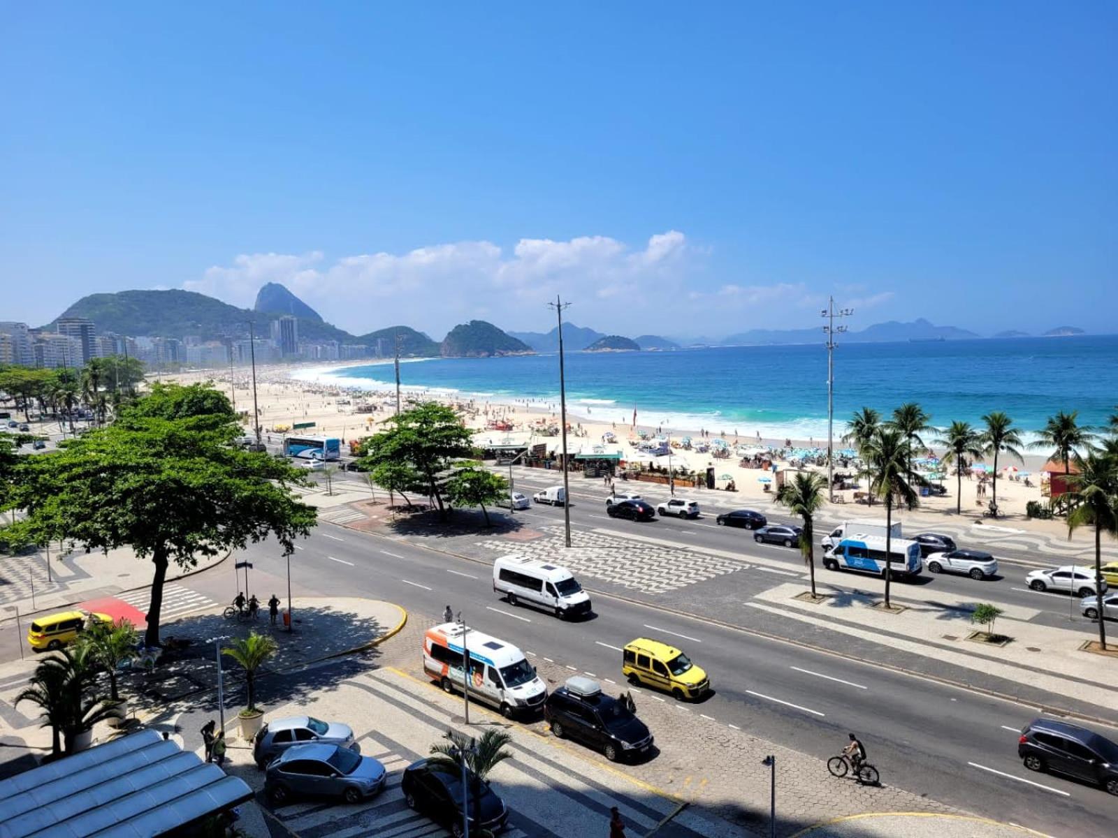Real 391 - Front Copacabana For Families And Groups Appartement *